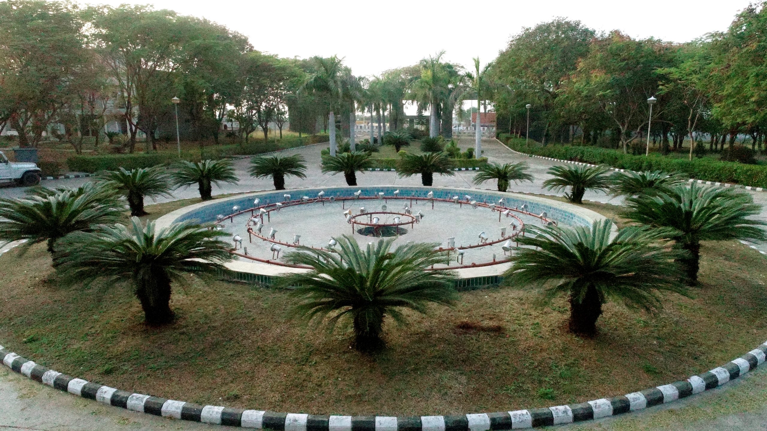 DCIM100MEDIADJI_0004.JPG