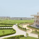 Noida International University